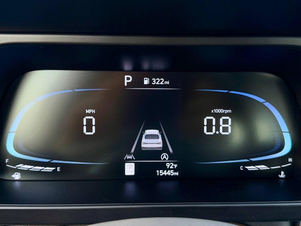 Hyundai Elantra SE 2025