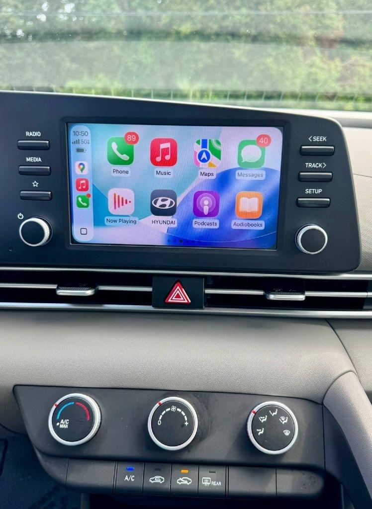 Hyundai Elantra SE 2025
