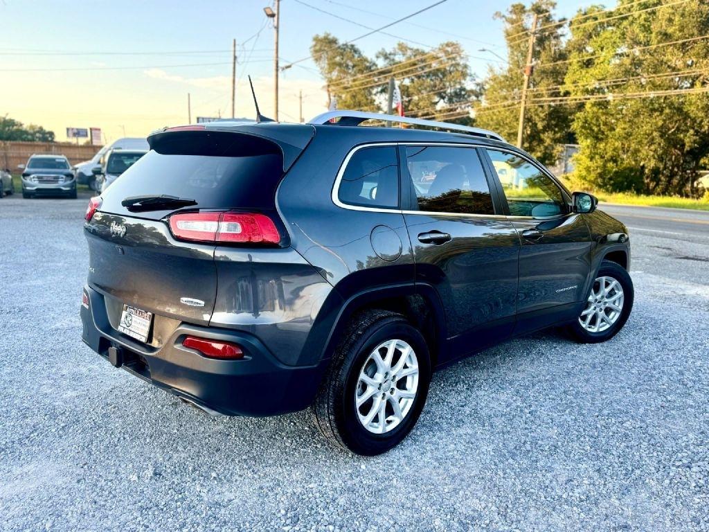 Jeep Cherokee Latitude 4WD 2016