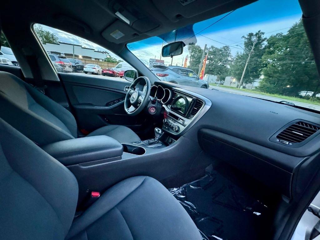 Kia Optima LX 2015