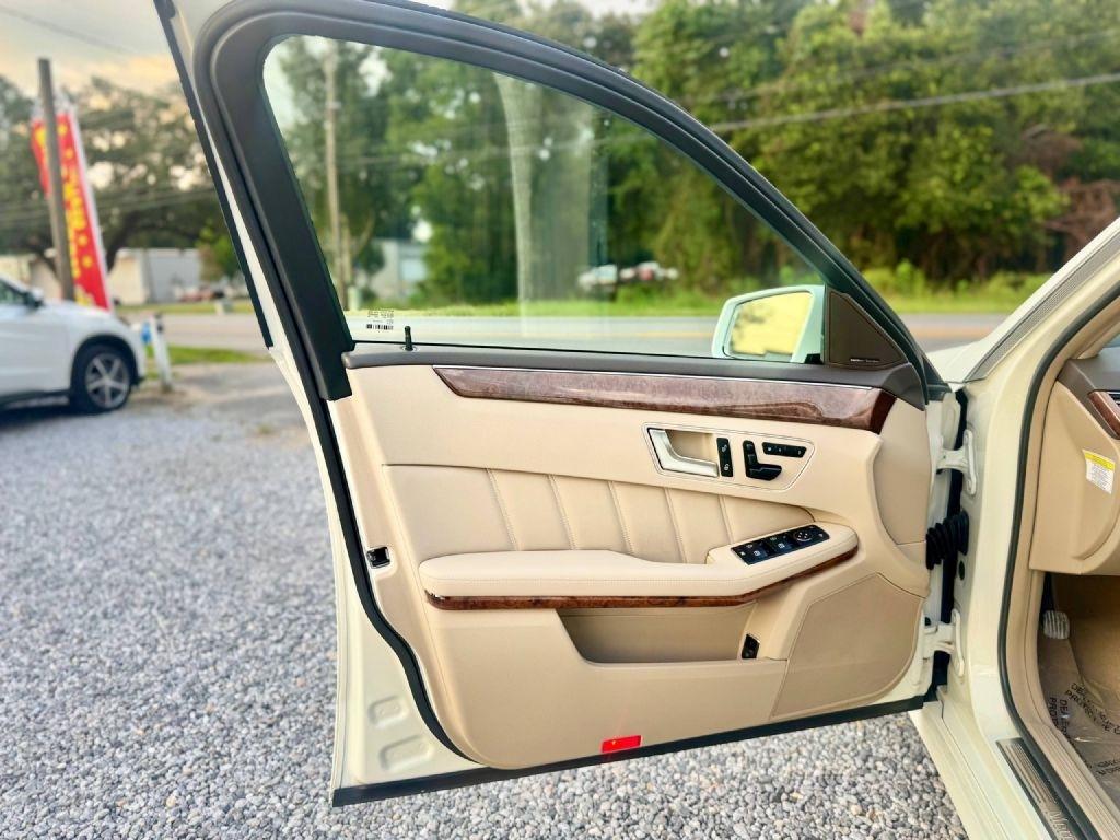Mercedes-Benz E-Class E350 Sedan 2012
