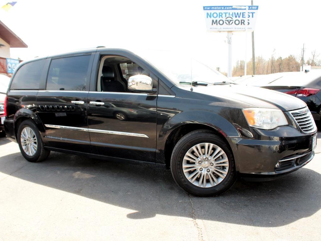Chrysler Town & Country Limited 2012