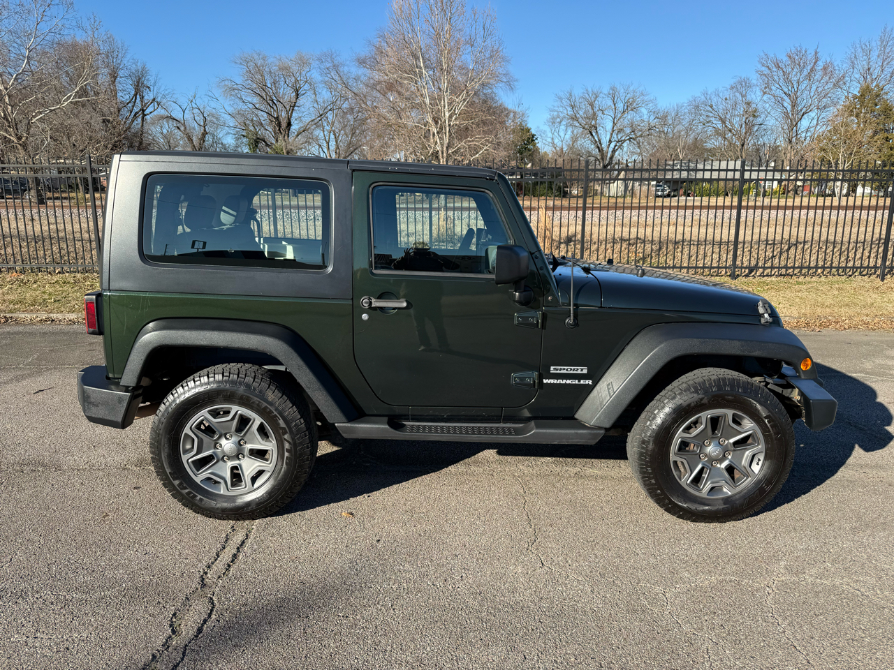 Jeep Wrangler Sport 4WD 2010