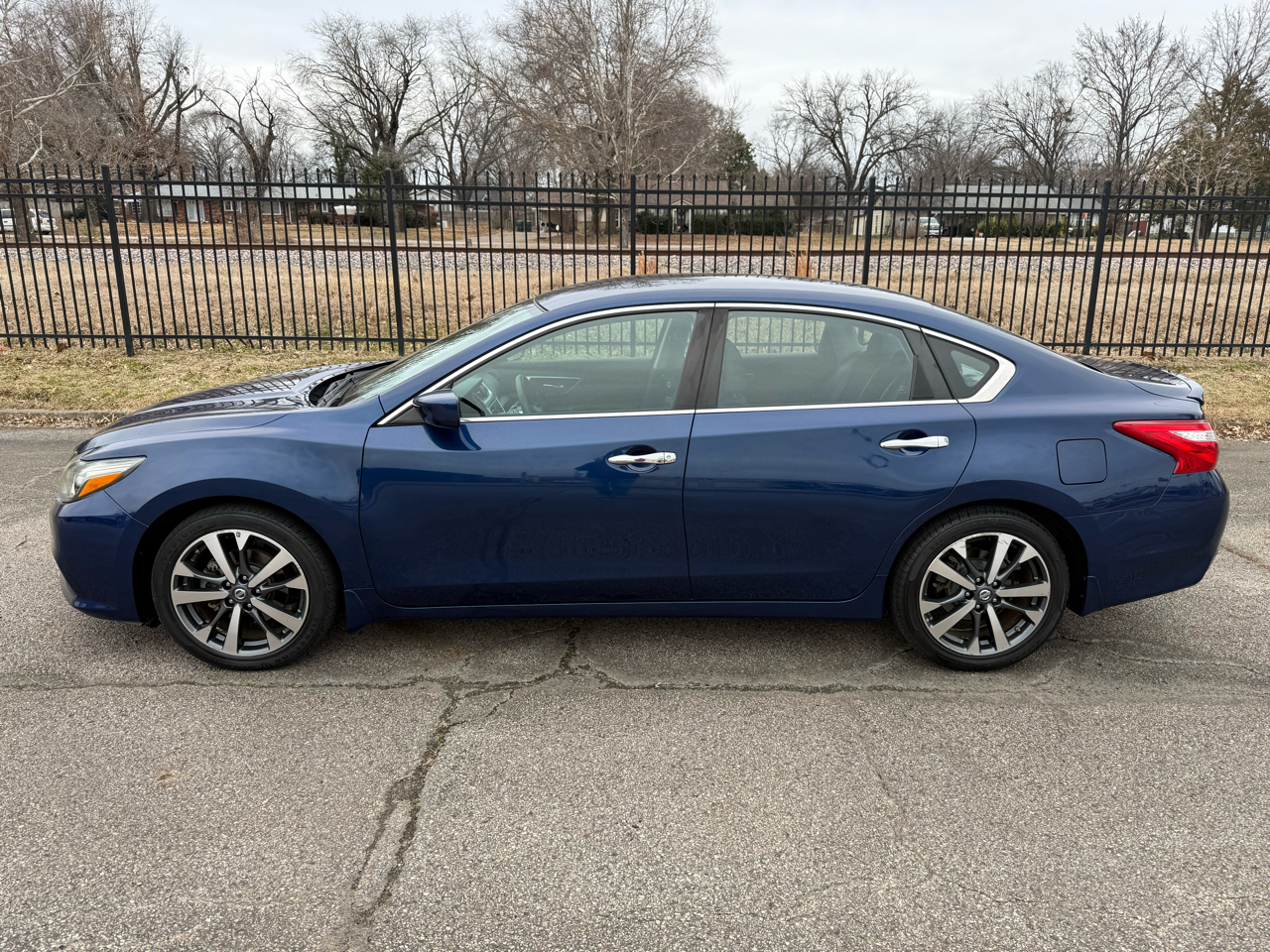 Nissan Altima 2.5 SR 2016