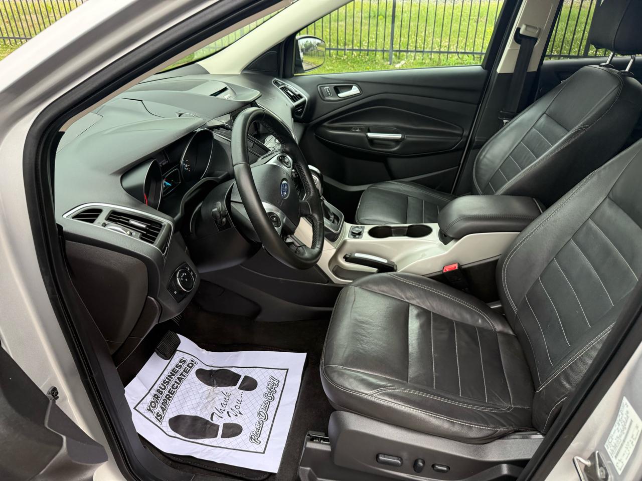 Ford Escape SEL FWD 2013