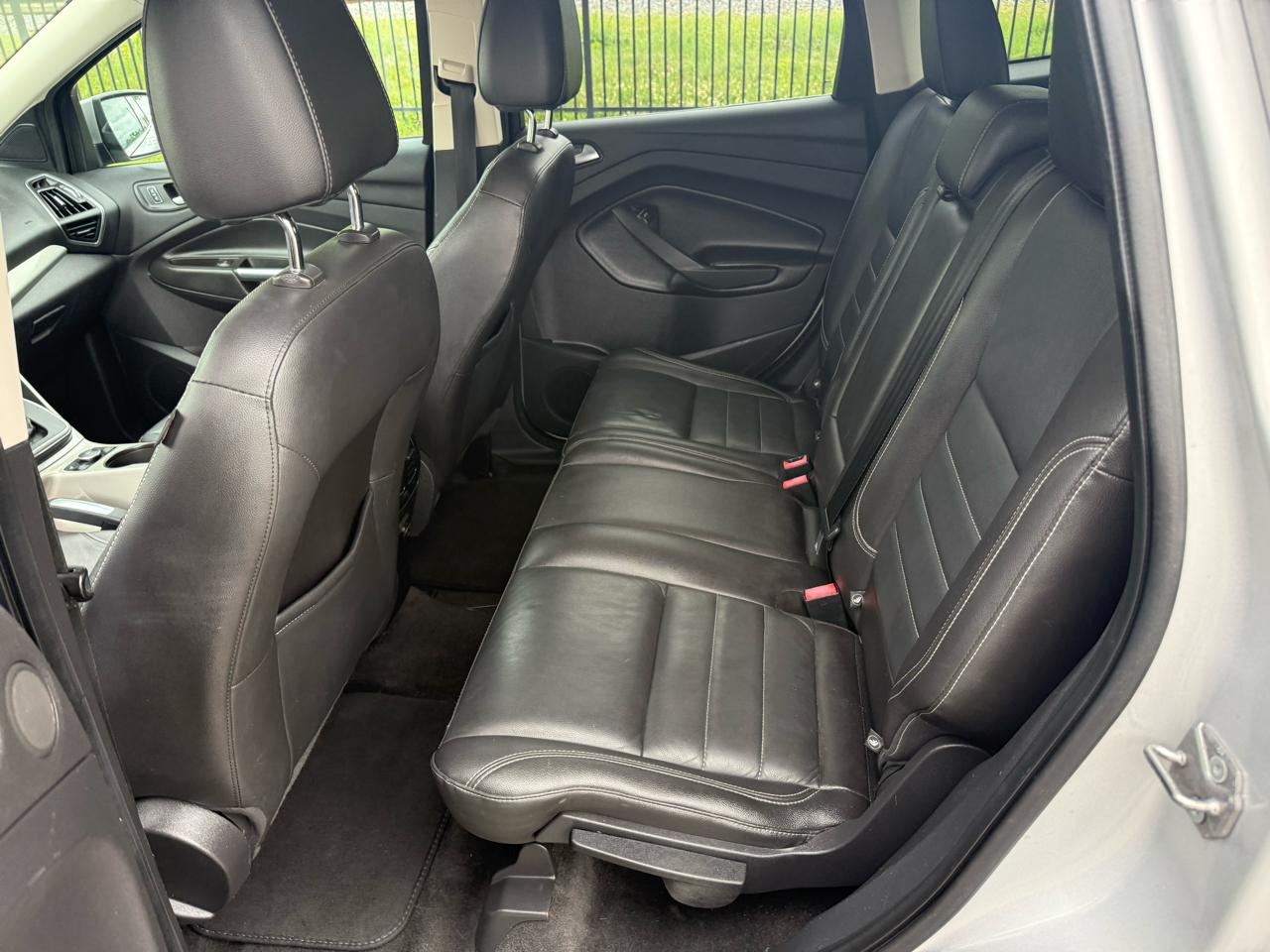 Ford Escape SEL FWD 2013