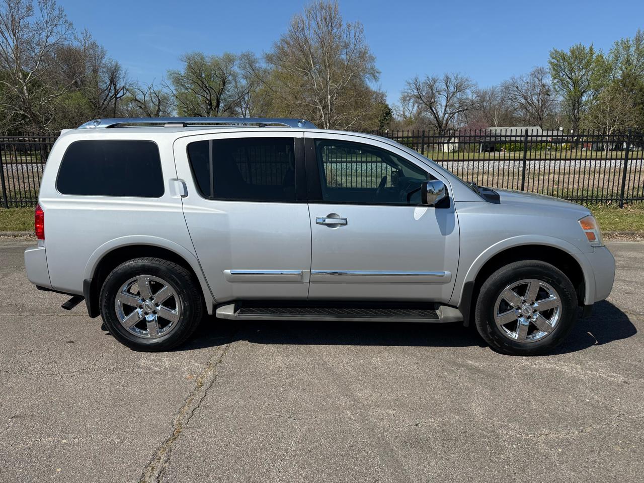 Nissan Armada SL 4WD 2012