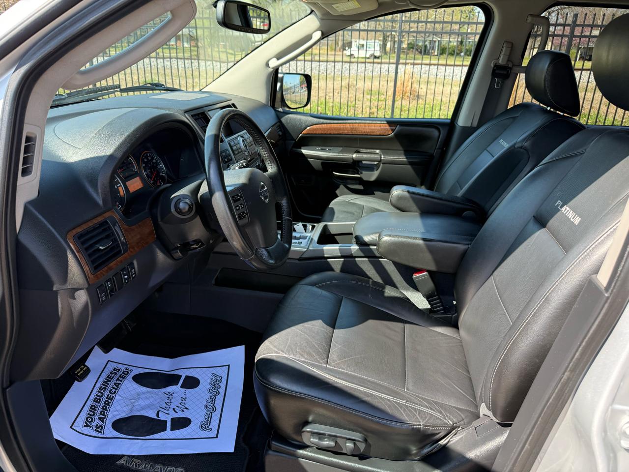 Nissan Armada SL 4WD 2012