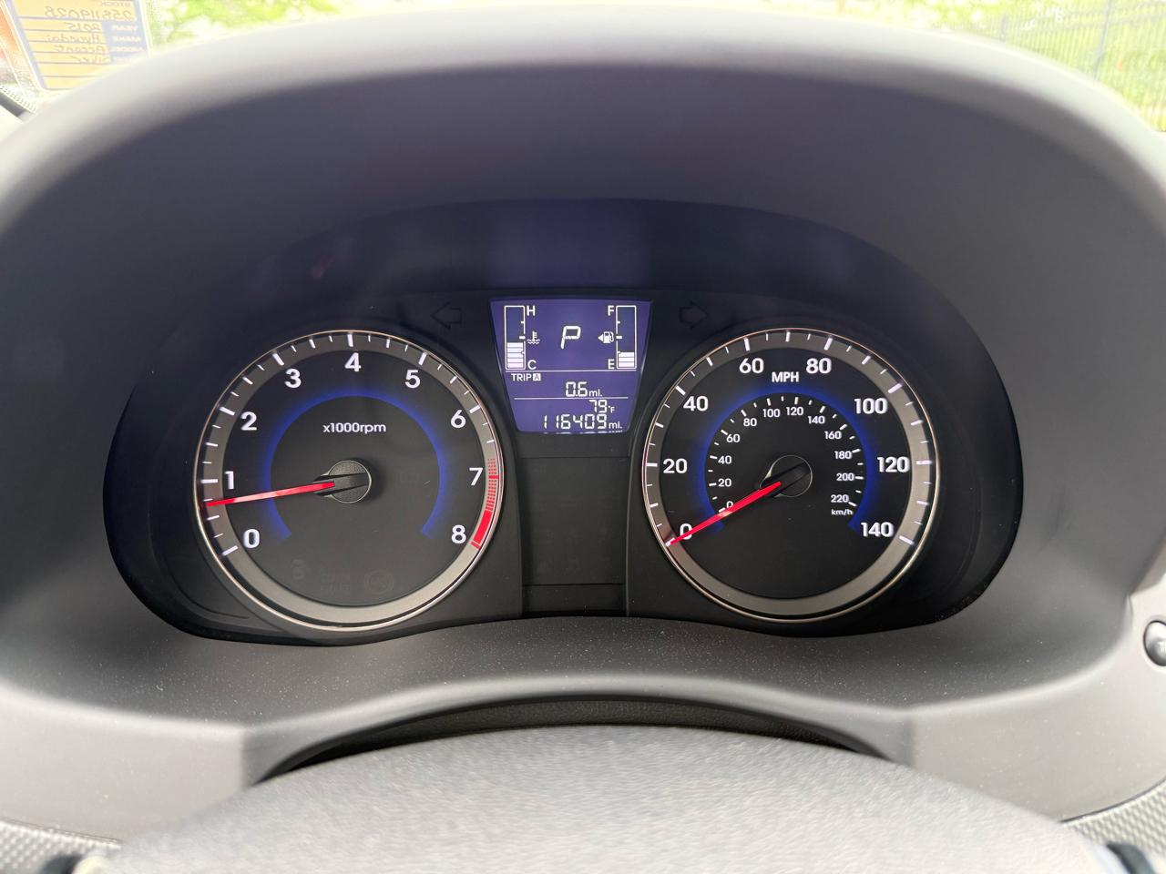 Hyundai Accent GLS 4-Door 6A 2015