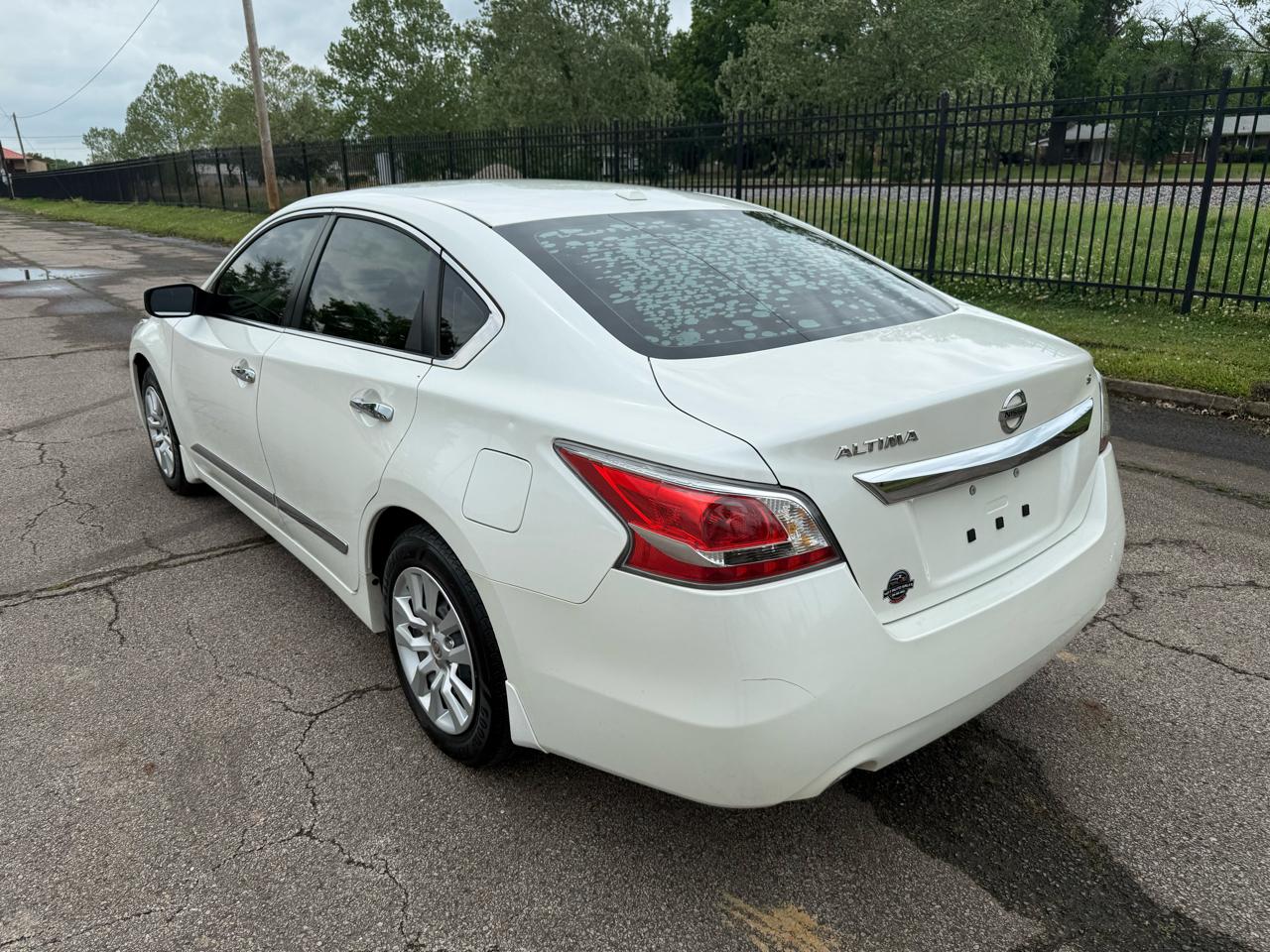 Nissan Altima 2.5 SV 2015