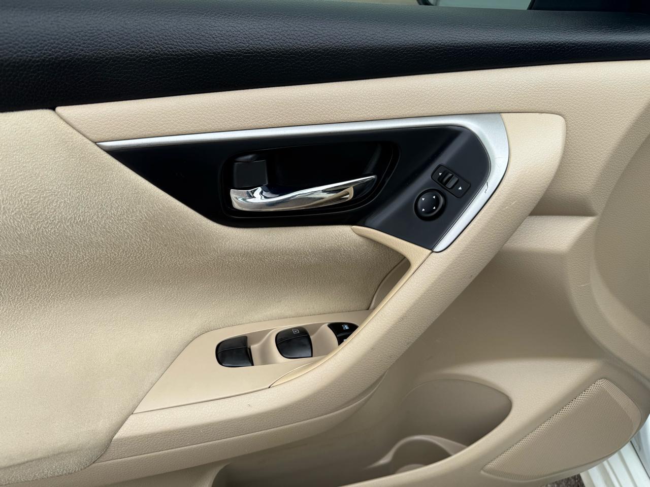 Nissan Altima 2.5 SV 2015