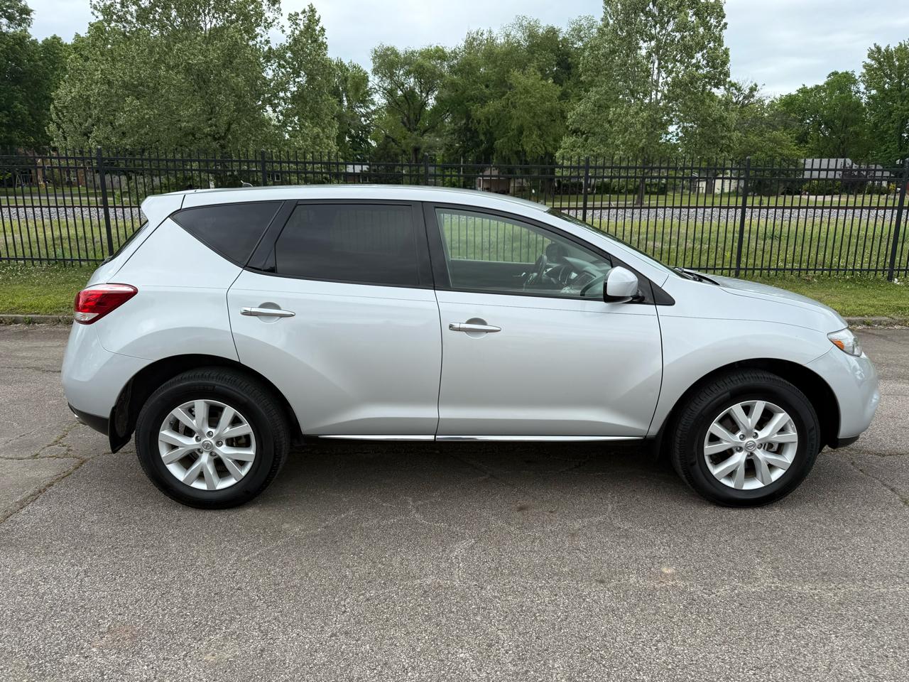 Nissan Murano S 2014