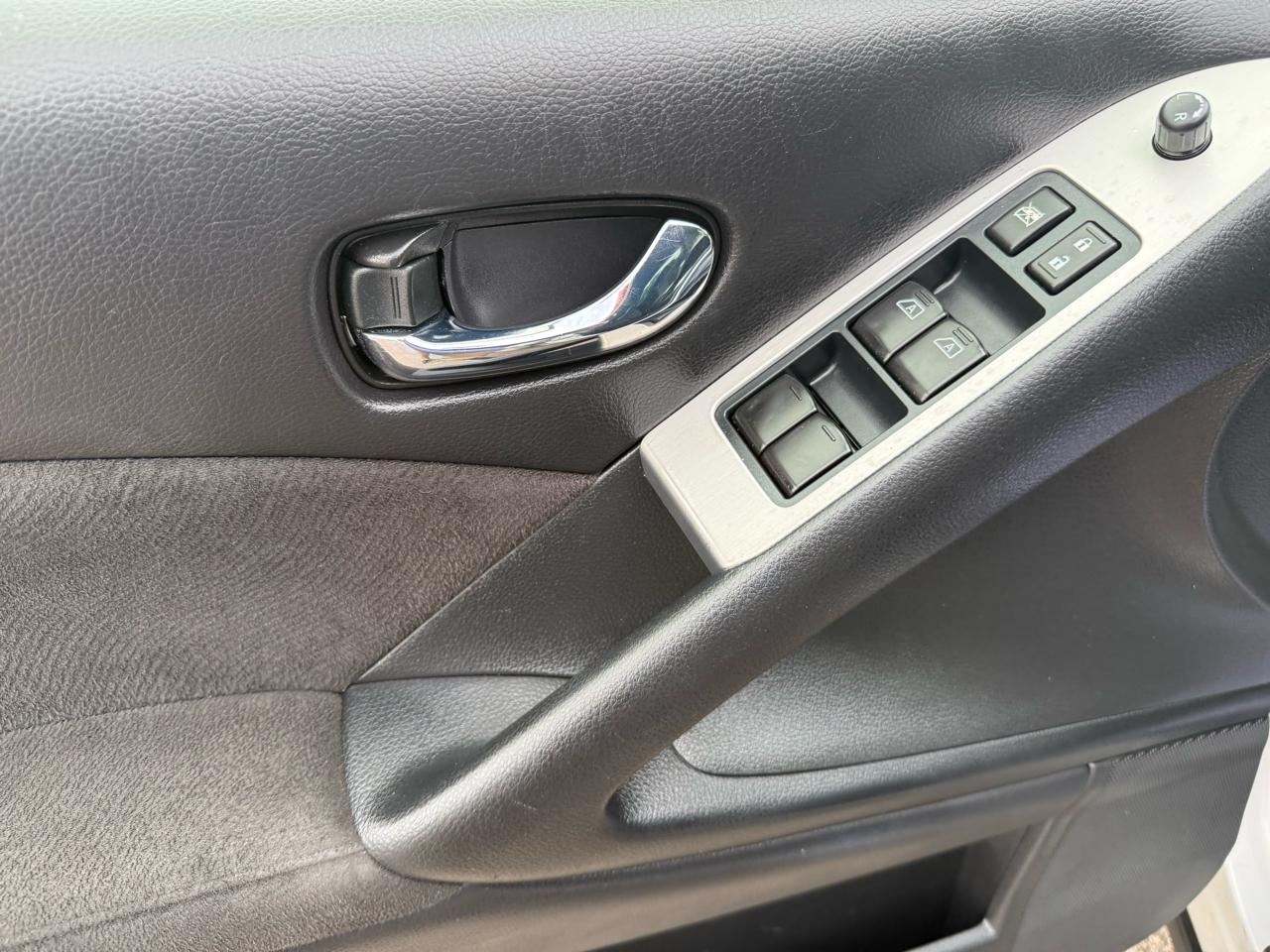 Nissan Murano S 2014