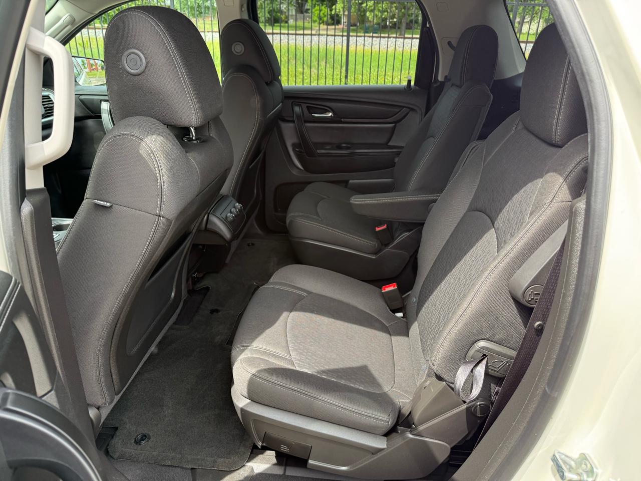 GMC Acadia SLE-2 FWD 2015