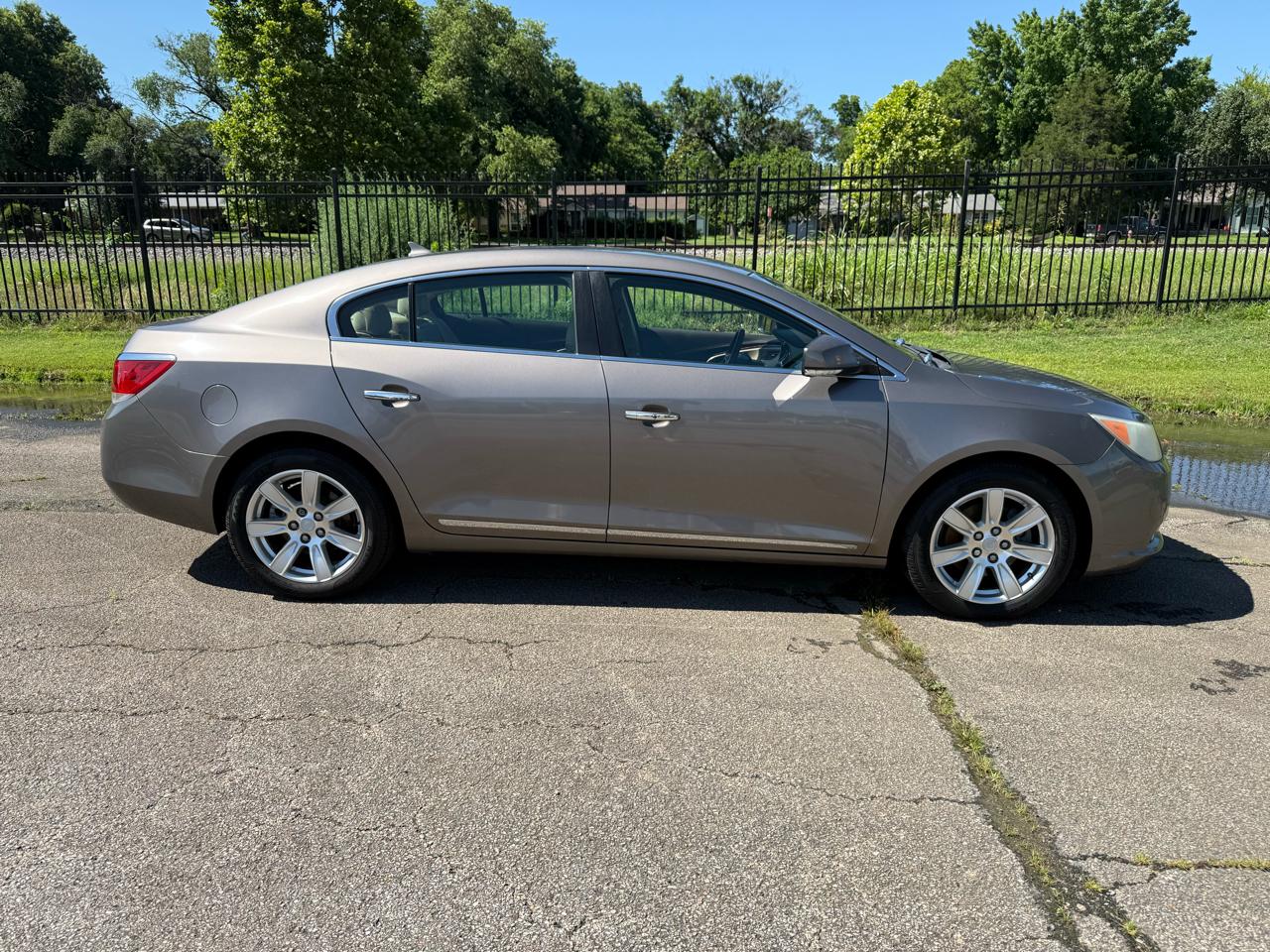 Buick LaCrosse Premium Package 1, w/Leather 2012