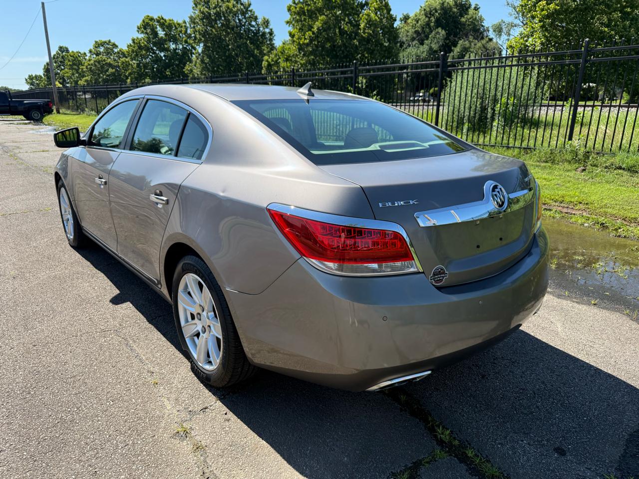 Buick LaCrosse Premium Package 1, w/Leather 2012