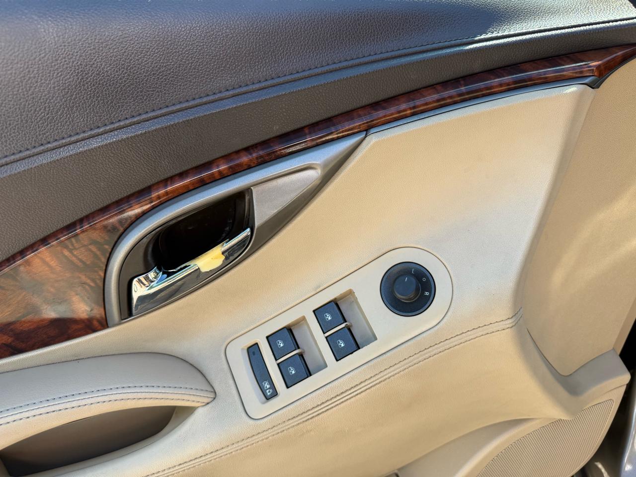 Buick LaCrosse Premium Package 1, w/Leather 2012