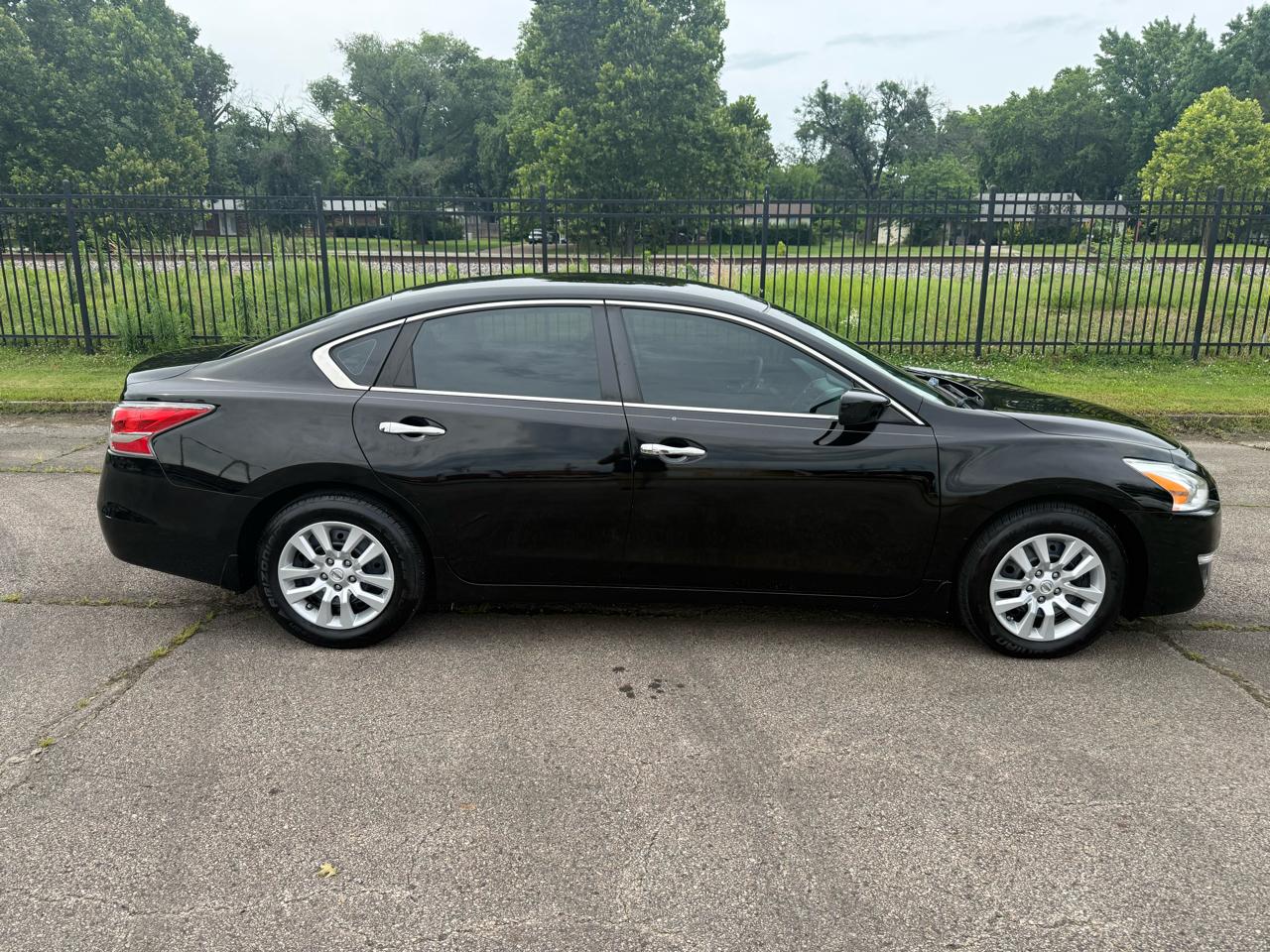 Nissan Altima 2.5 SV 2015