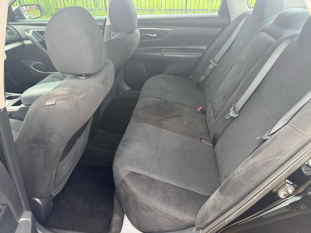 Nissan Altima 2.5 SV 2015