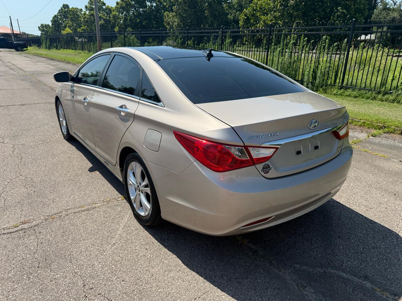 Hyundai Sonata Limited Auto 2012