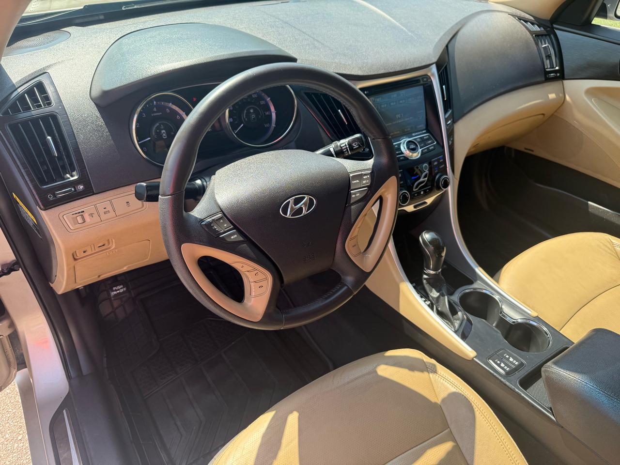 Hyundai Sonata Limited Auto 2012