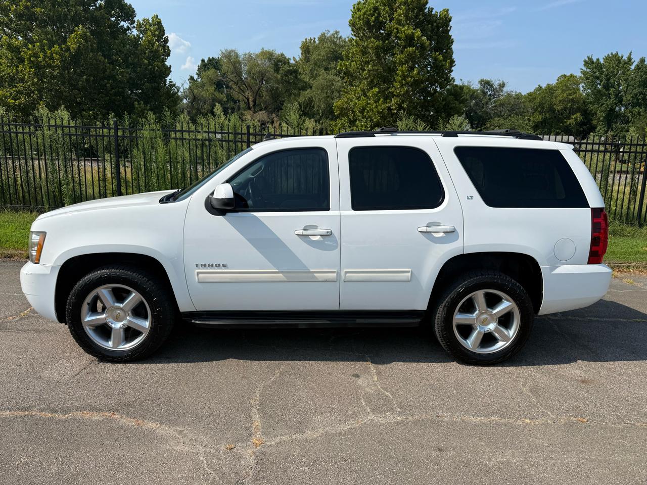 Chevrolet Tahoe LT 4WD 2013