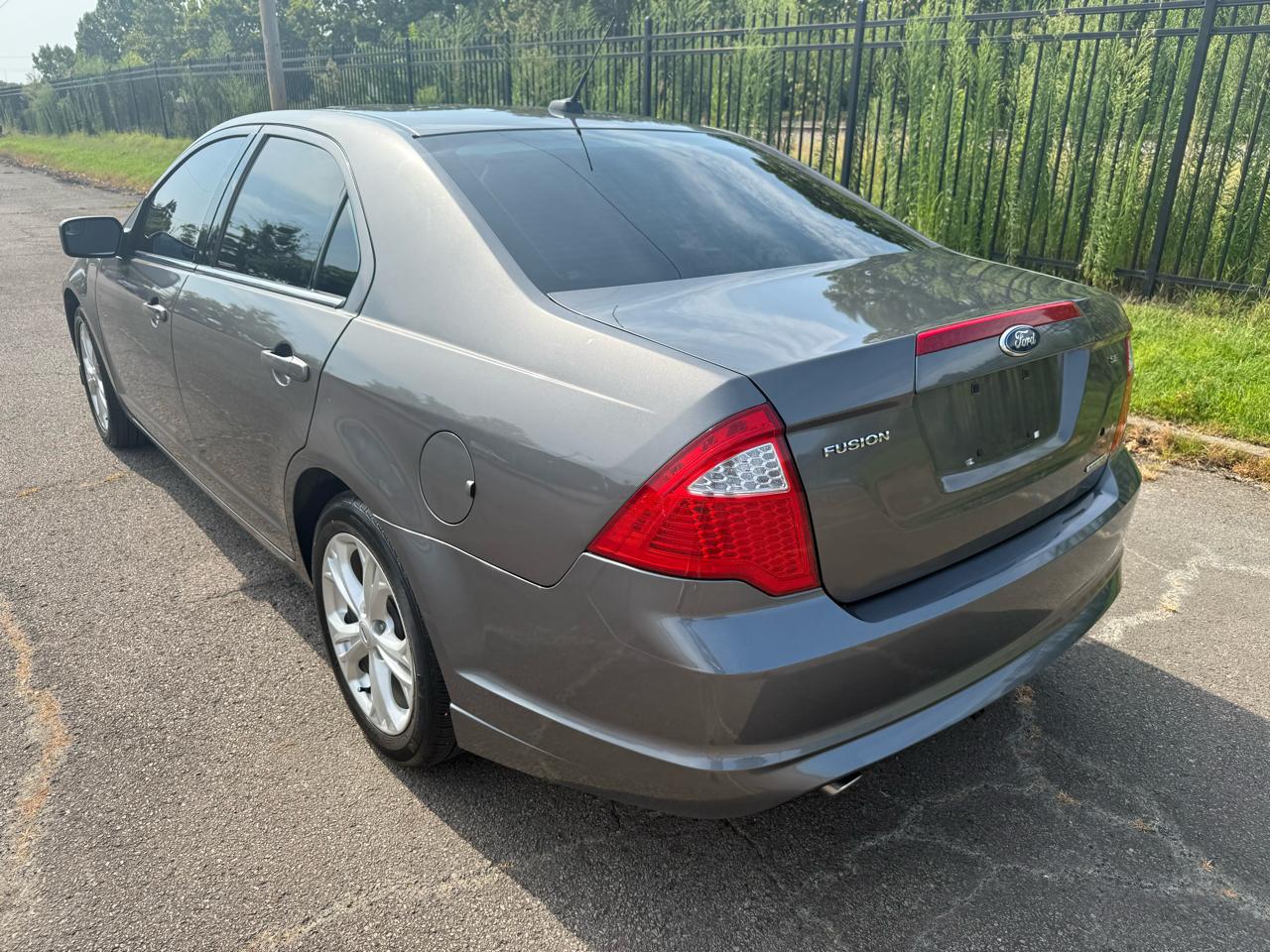 Ford Fusion SE 2012