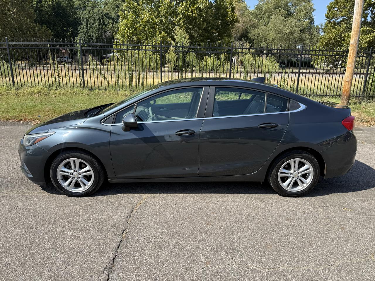 Chevrolet Cruze LT Auto 2017