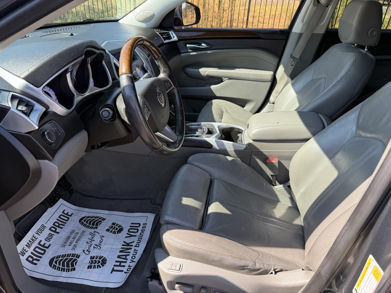 Cadillac SRX Luxury Collection 2010
