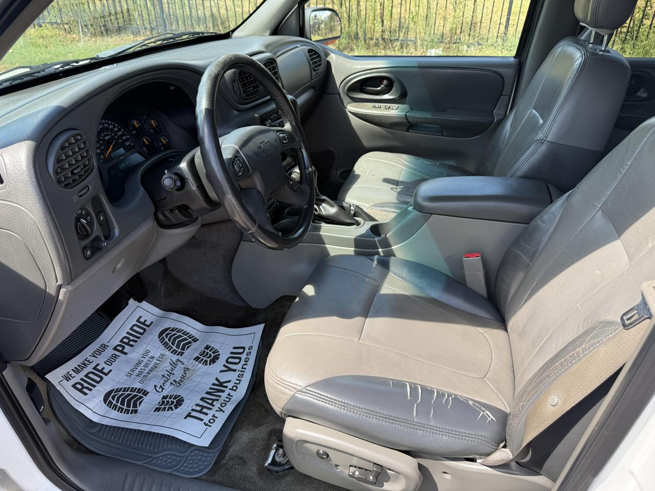 Chevrolet TrailBlazer LS 2WD 2003