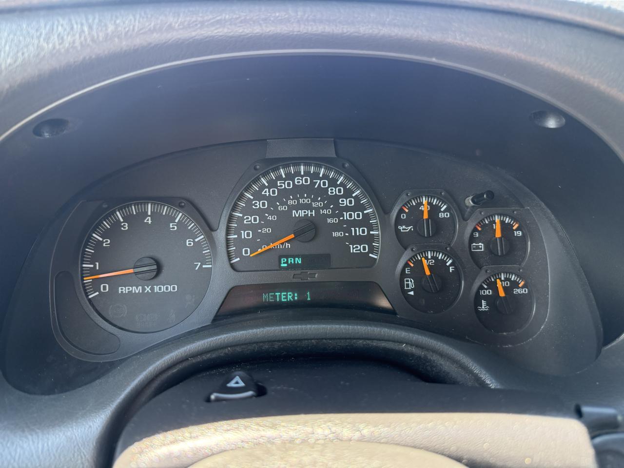 Chevrolet TrailBlazer LS 2WD 2003