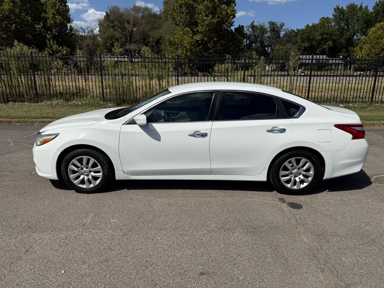 Nissan Altima 2.5 SR 2016