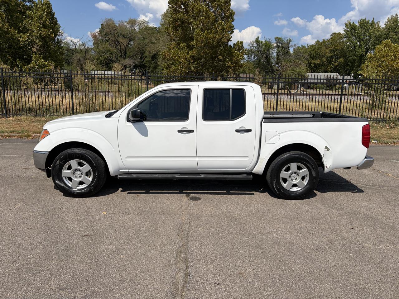 Nissan Frontier LE Crew Cab 2WD 2007