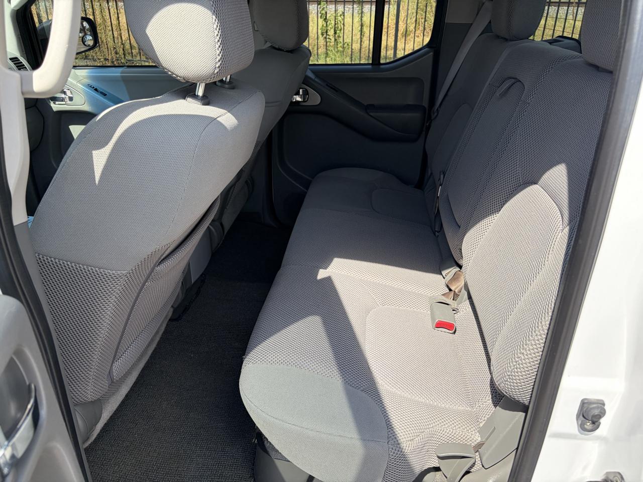 Nissan Frontier LE Crew Cab 2WD 2007