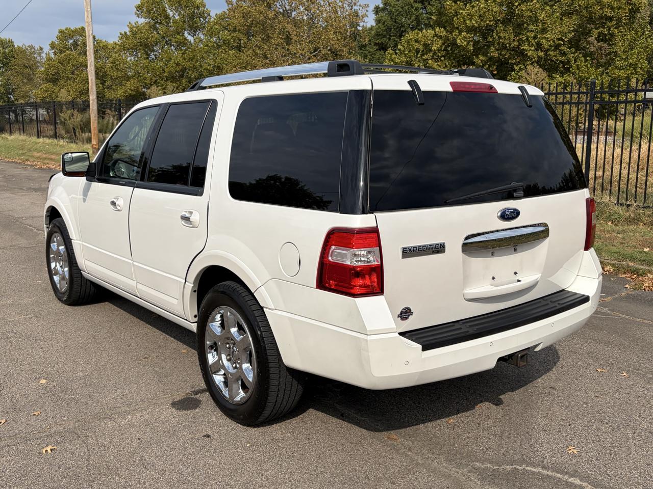 Ford Expedition Limited 2WD 2013