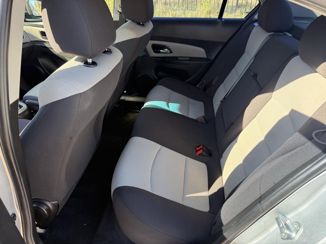 Chevrolet Cruze LS Auto 2014