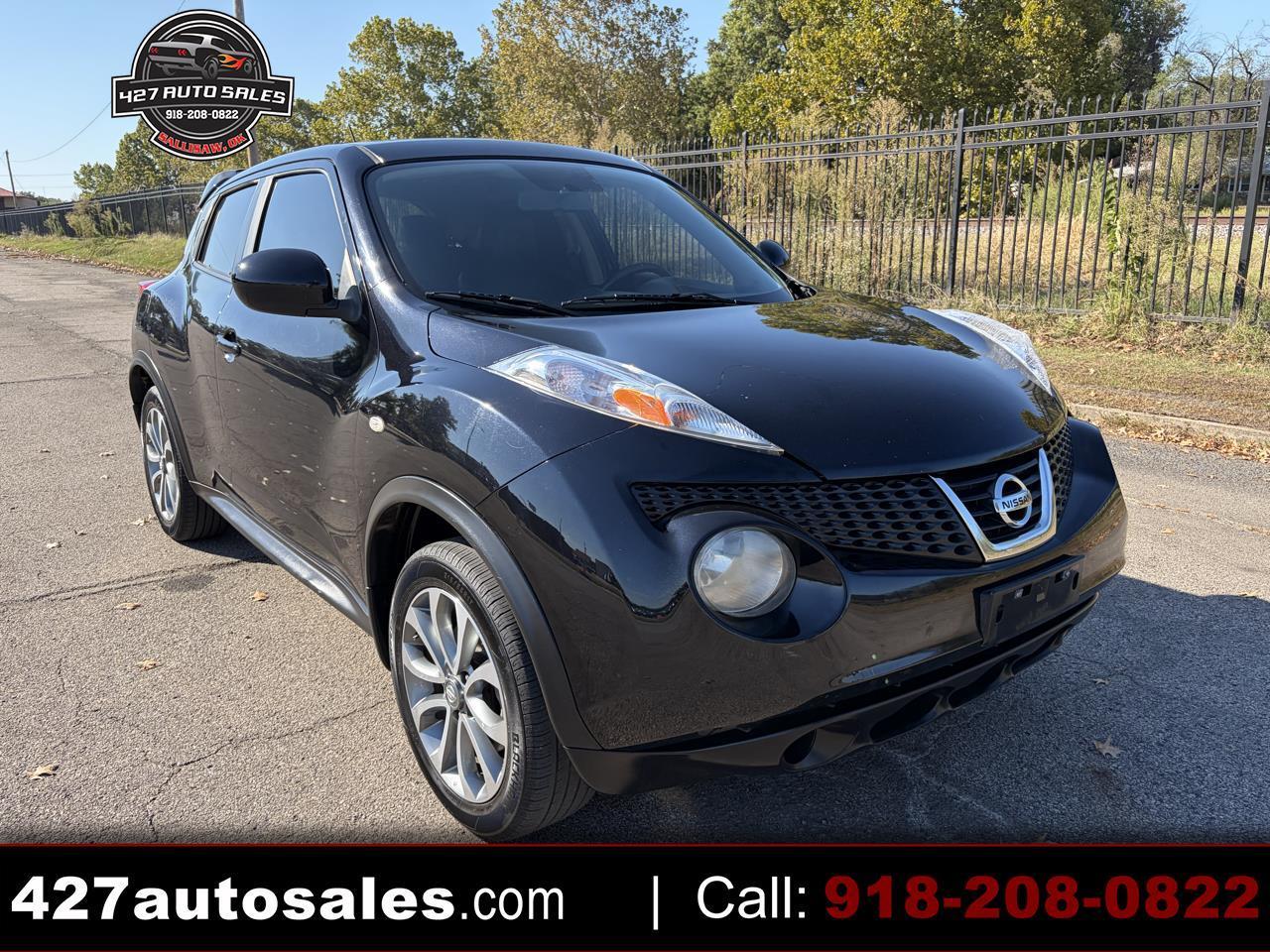 Nissan Juke S FWD 2011