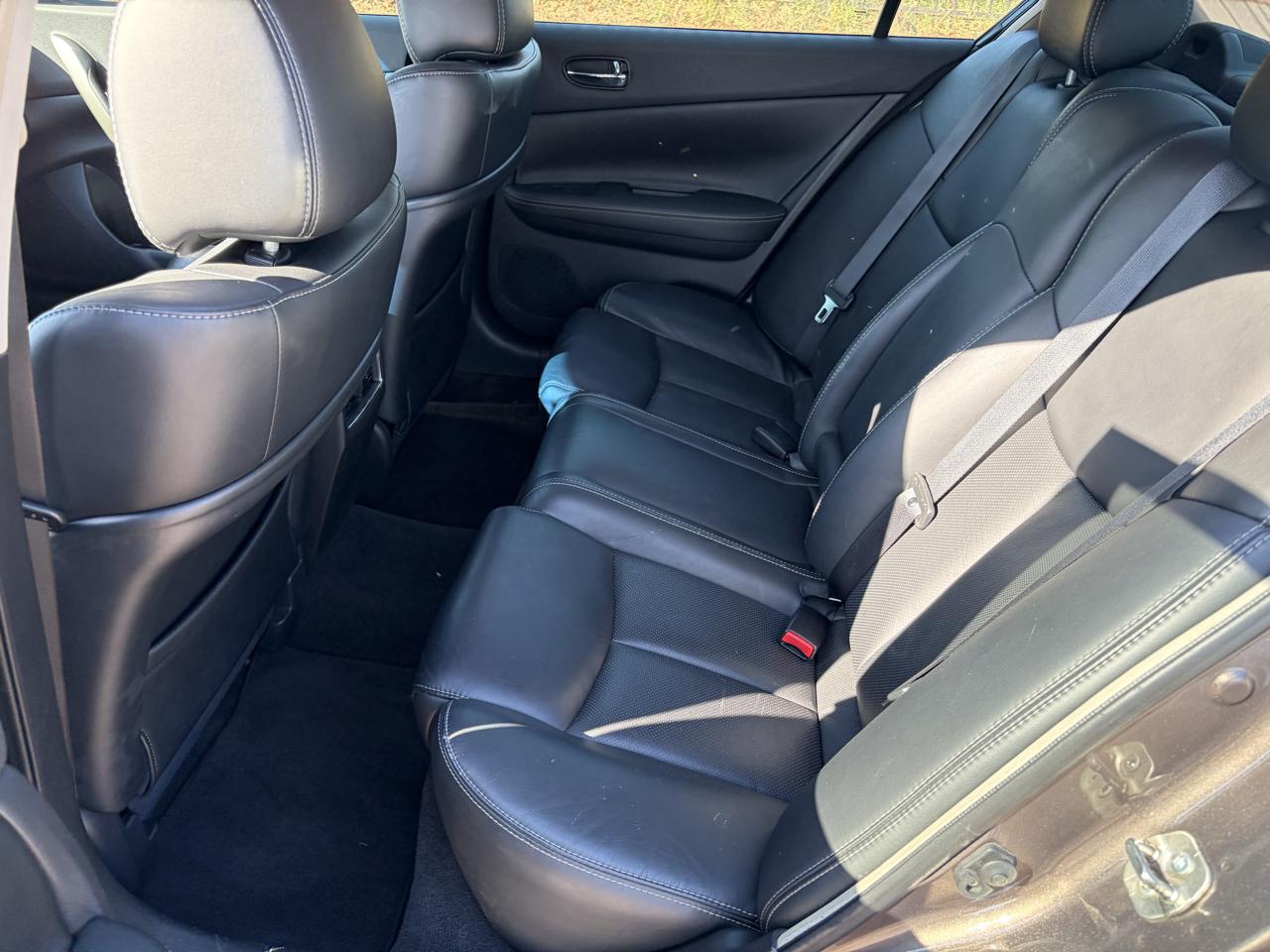 Nissan Maxima SV 2013