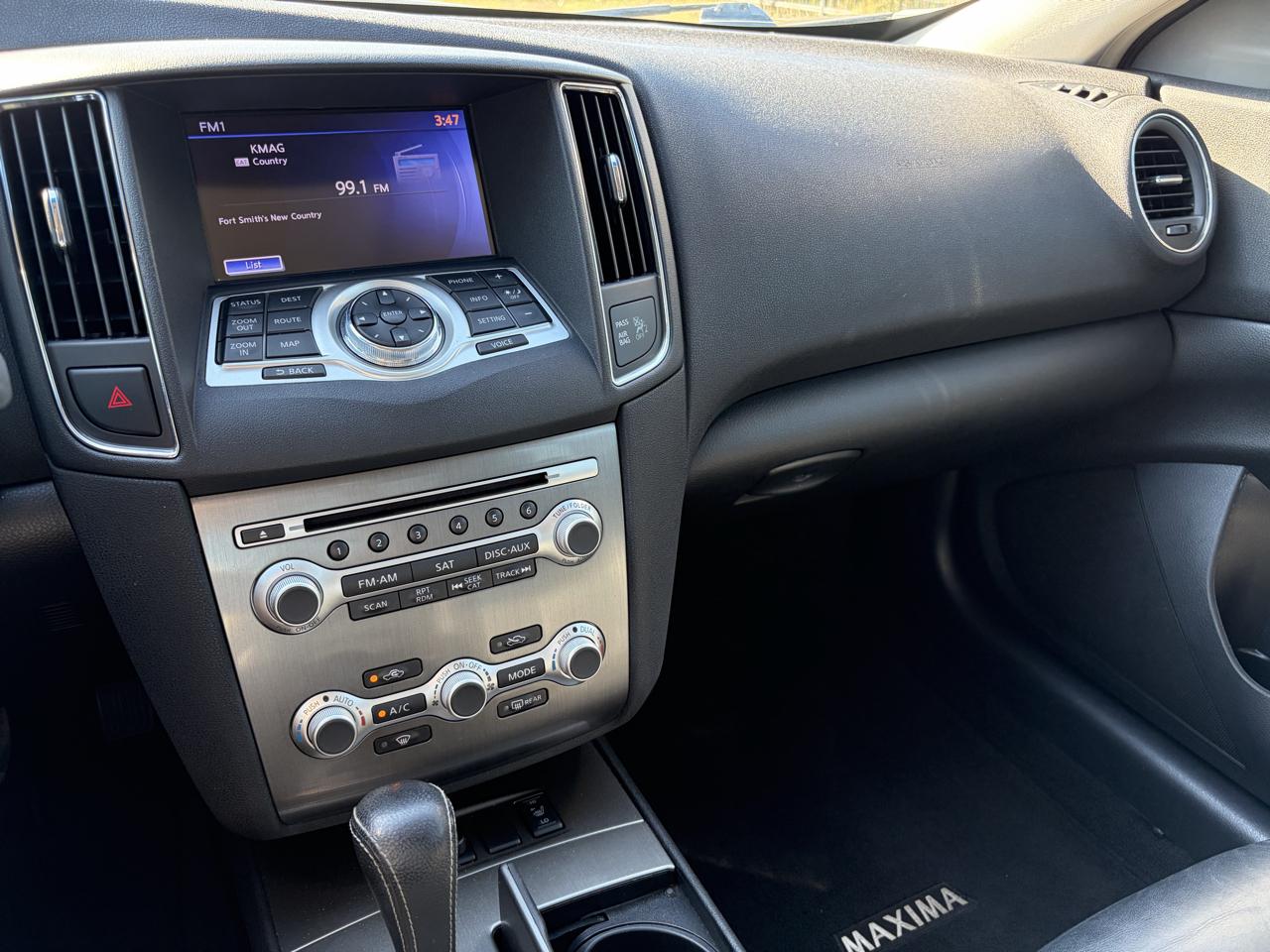 Nissan Maxima SV 2013