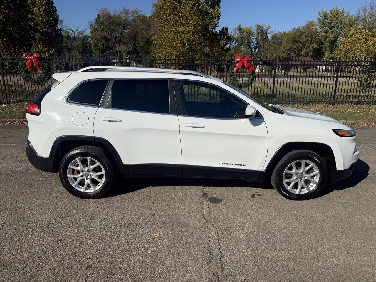 Jeep Cherokee Latitude FWD 2015