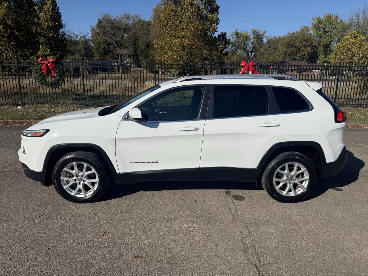 Jeep Cherokee Latitude FWD 2015