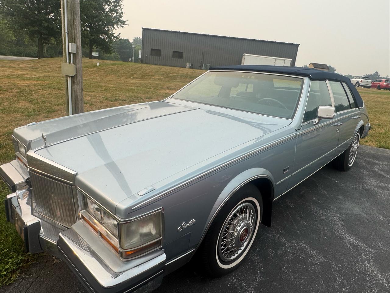 1982 Cadillac Seville - Photo 2