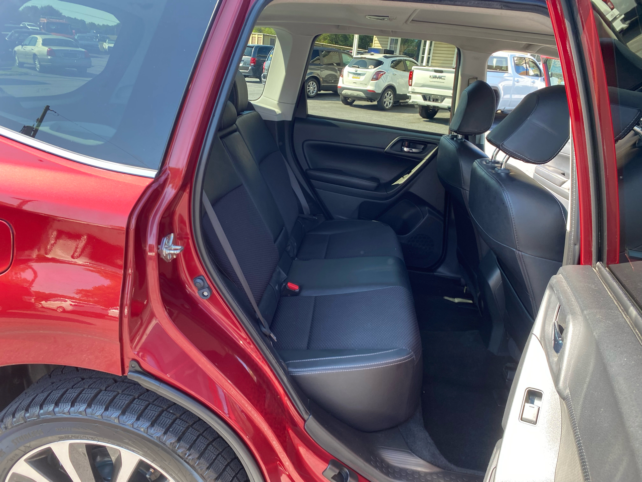 Subaru Forester 2.0XT Premium CVT 2017 Subaru Forester 2.0XT Premium CVT 2017