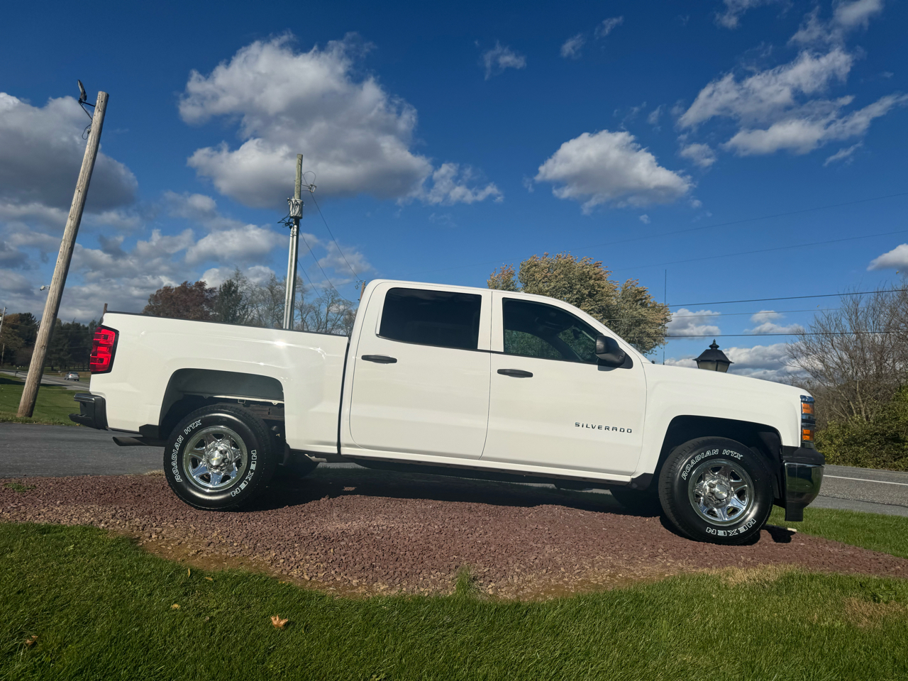 Chevrolet Silverado 1500 2WD Crew Cab 143.5" LS 2015 Chevrolet Silverado 1500 2WD Crew Cab 143.5" LS 2015