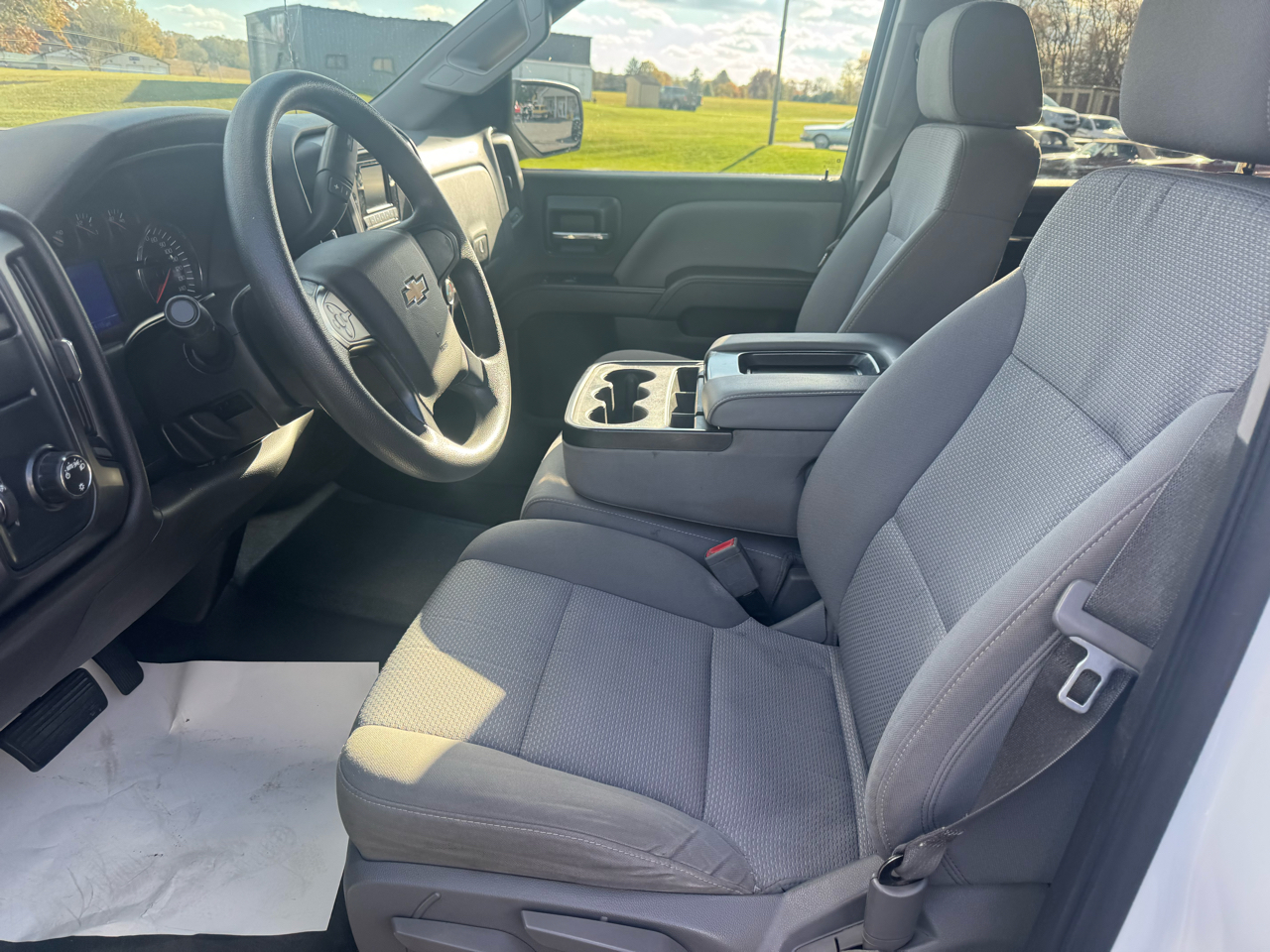 Chevrolet Silverado 1500 2WD Crew Cab 143.5" LS 2015 Chevrolet Silverado 1500 2WD Crew Cab 143.5" LS 2015