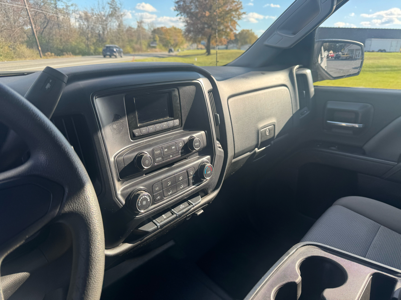 Chevrolet Silverado 1500 2WD Crew Cab 143.5" LS 2015 Chevrolet Silverado 1500 2WD Crew Cab 143.5" LS 2015