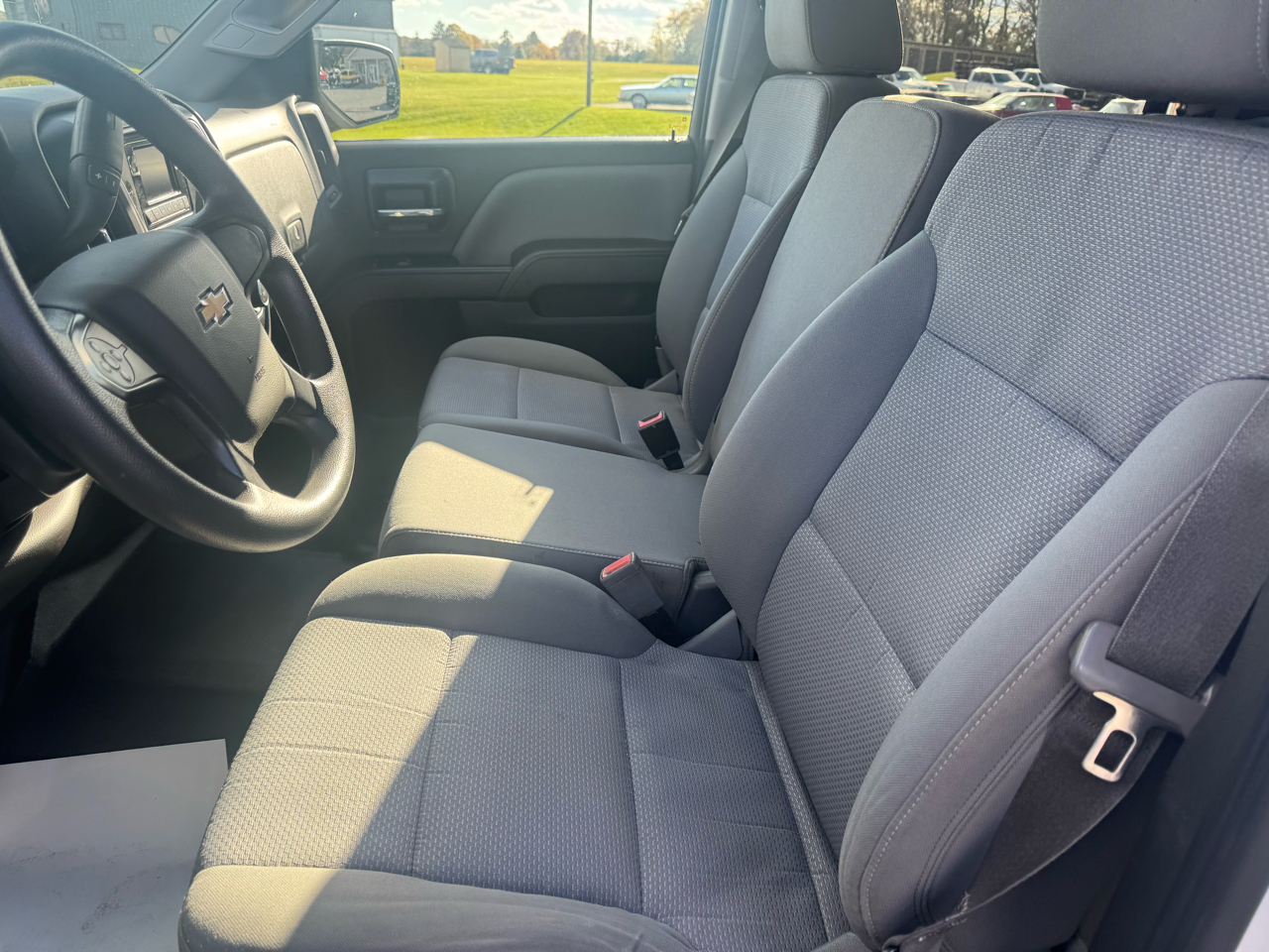 Chevrolet Silverado 1500 2WD Crew Cab 143.5" LS 2015 Chevrolet Silverado 1500 2WD Crew Cab 143.5" LS 2015