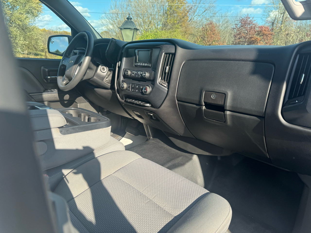 Chevrolet Silverado 1500 2WD Crew Cab 143.5" LS 2015 Chevrolet Silverado 1500 2WD Crew Cab 143.5" LS 2015