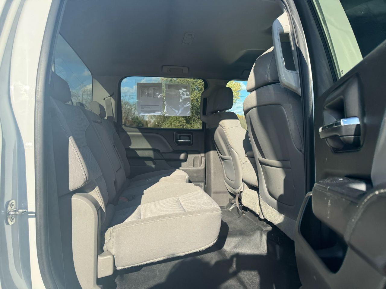 Chevrolet Silverado 1500 2WD Crew Cab 143.5" LS 2015 Chevrolet Silverado 1500 2WD Crew Cab 143.5" LS 2015