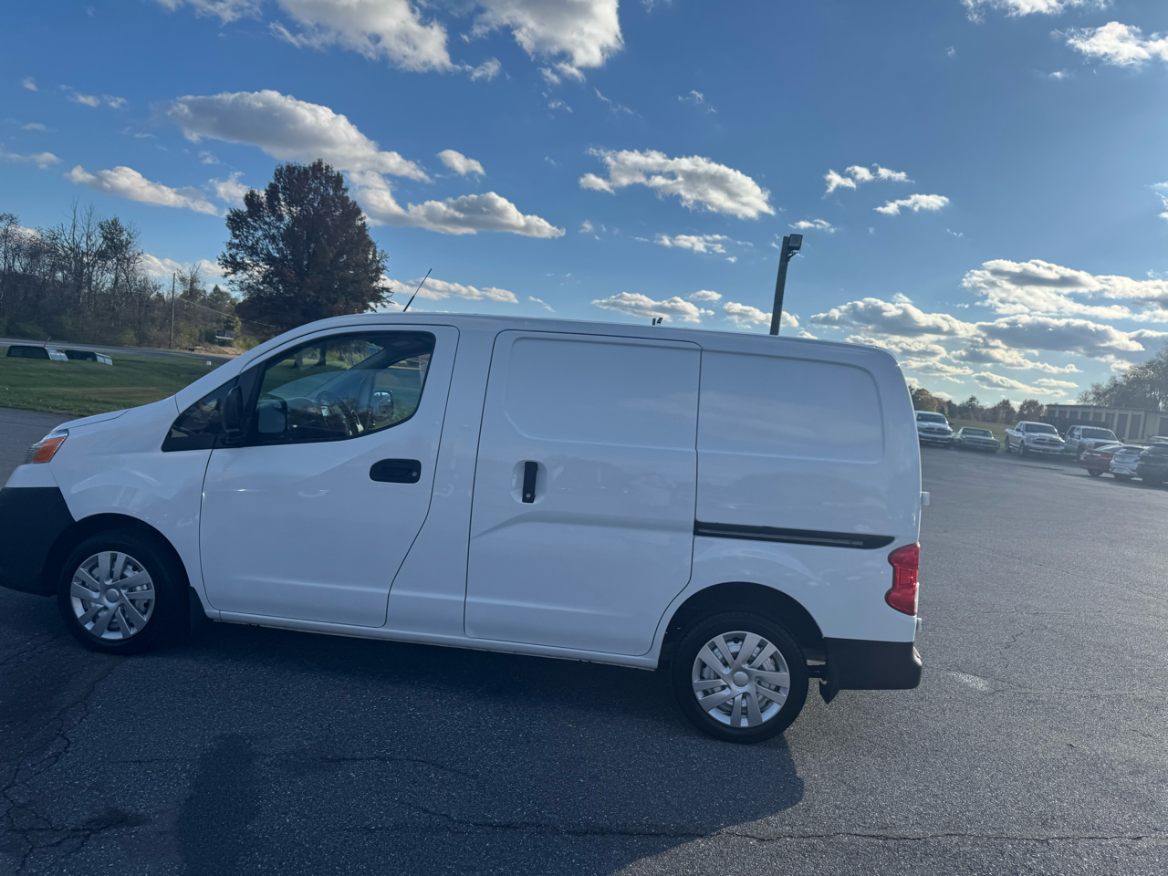 Nissan NV200 Compact Cargo I4 S 2019 Nissan NV200 Compact Cargo I4 S 2019
